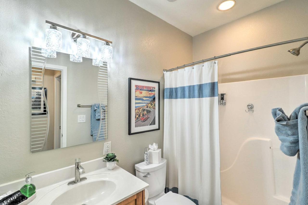 Lake Lure Condo With Resort Pool And Beach Access! المظهر الخارجي الصورة
