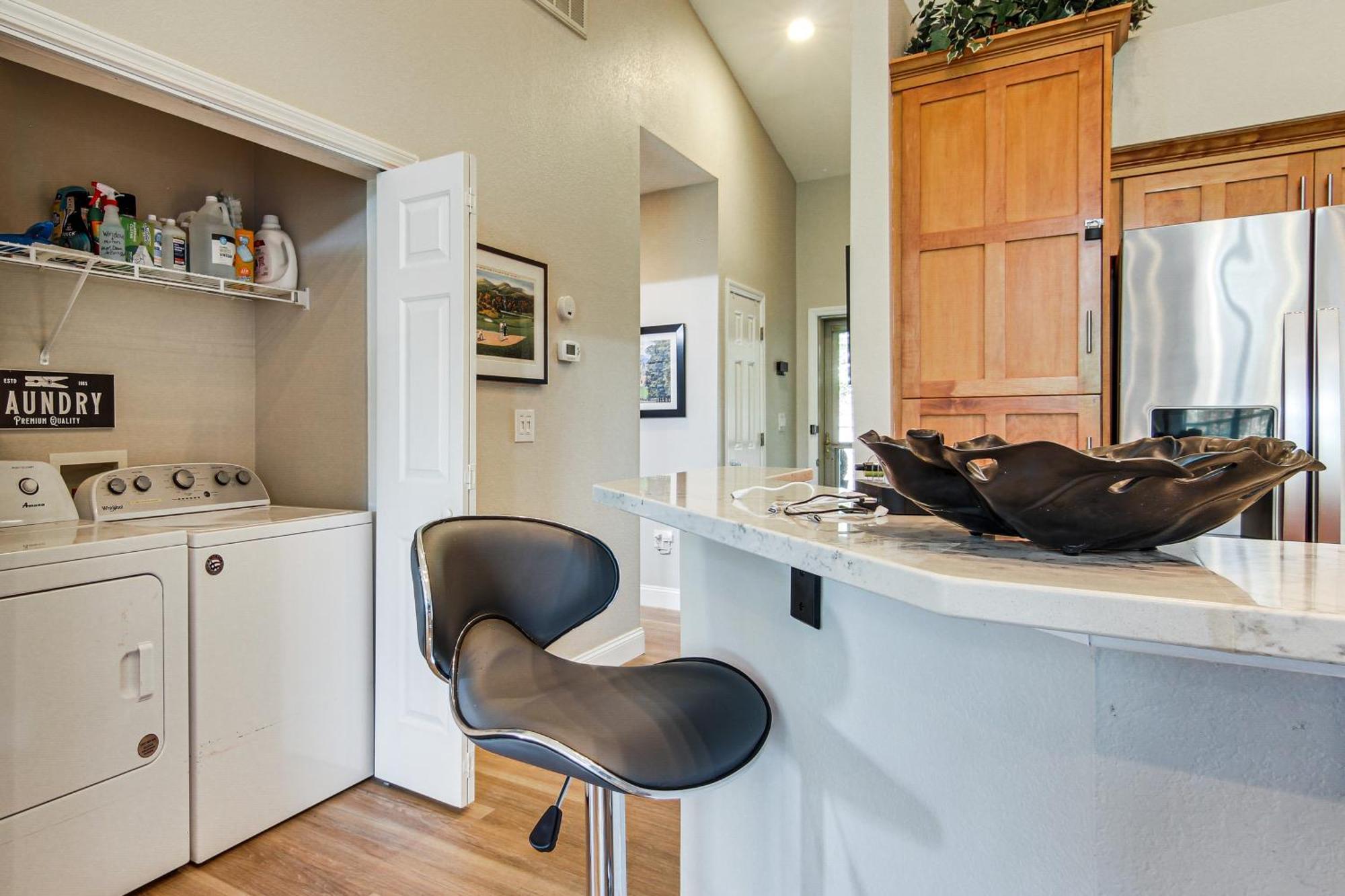 Lake Lure Condo With Resort Pool And Beach Access! المظهر الخارجي الصورة